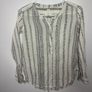 Loft the softened shirt size xxs button up long sleeve shirt